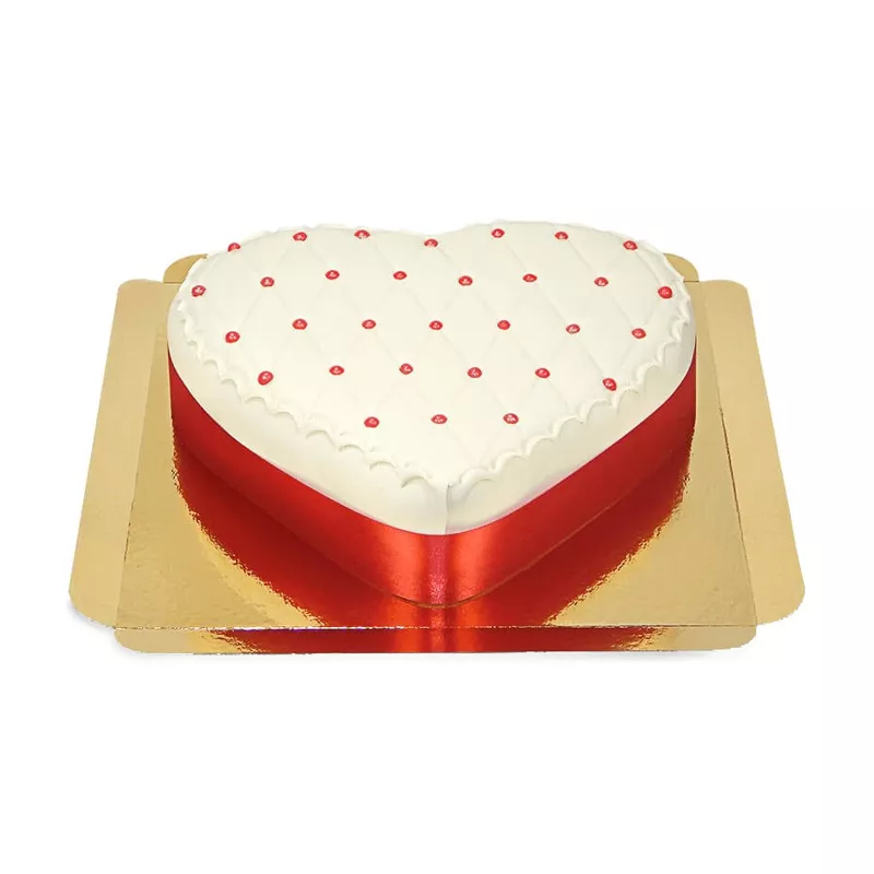 Delightful Heart Cake for Special Moments